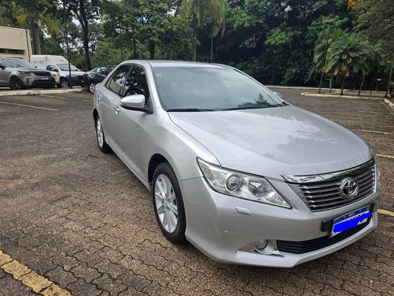 TOYOTA CAMRY 3.5 XLE V6 24V GASOLINA 4P AUTOMÁTICO TOYOTA CAMRY 3.5 XLE V6 24V GASOLINA 4P AUTOMÁTICO